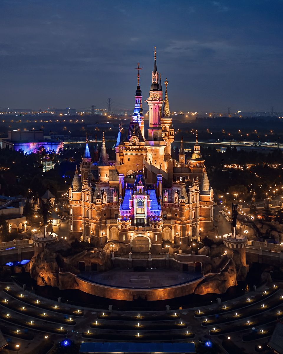 上海：有序扩大自动驾驶开放区域，重点打通迪士尼等应用场景