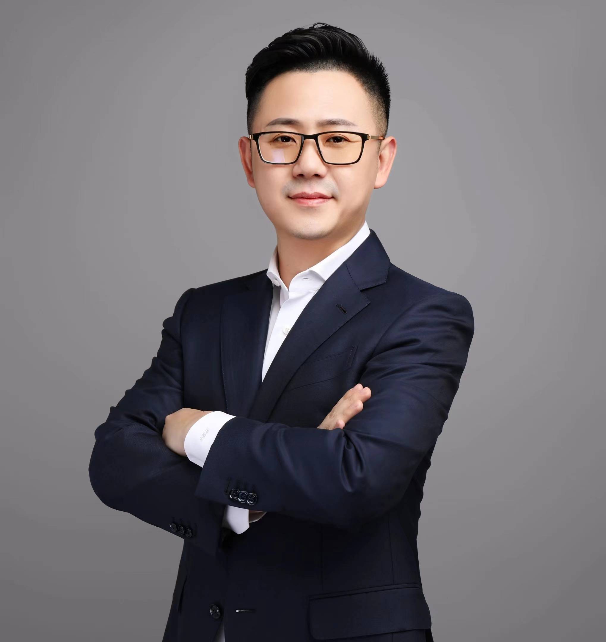 昆药集团高管大换血，“80后”喻翔接任董事长