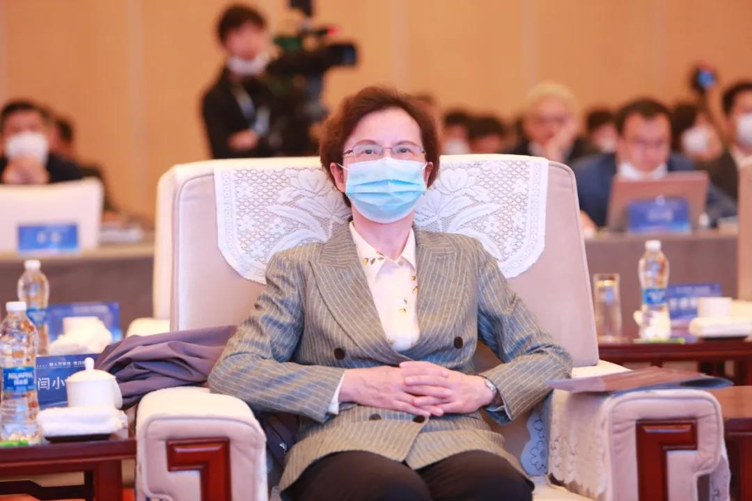 江小涓：中国不缺钱，缺的是“把钱用对地方”的能力