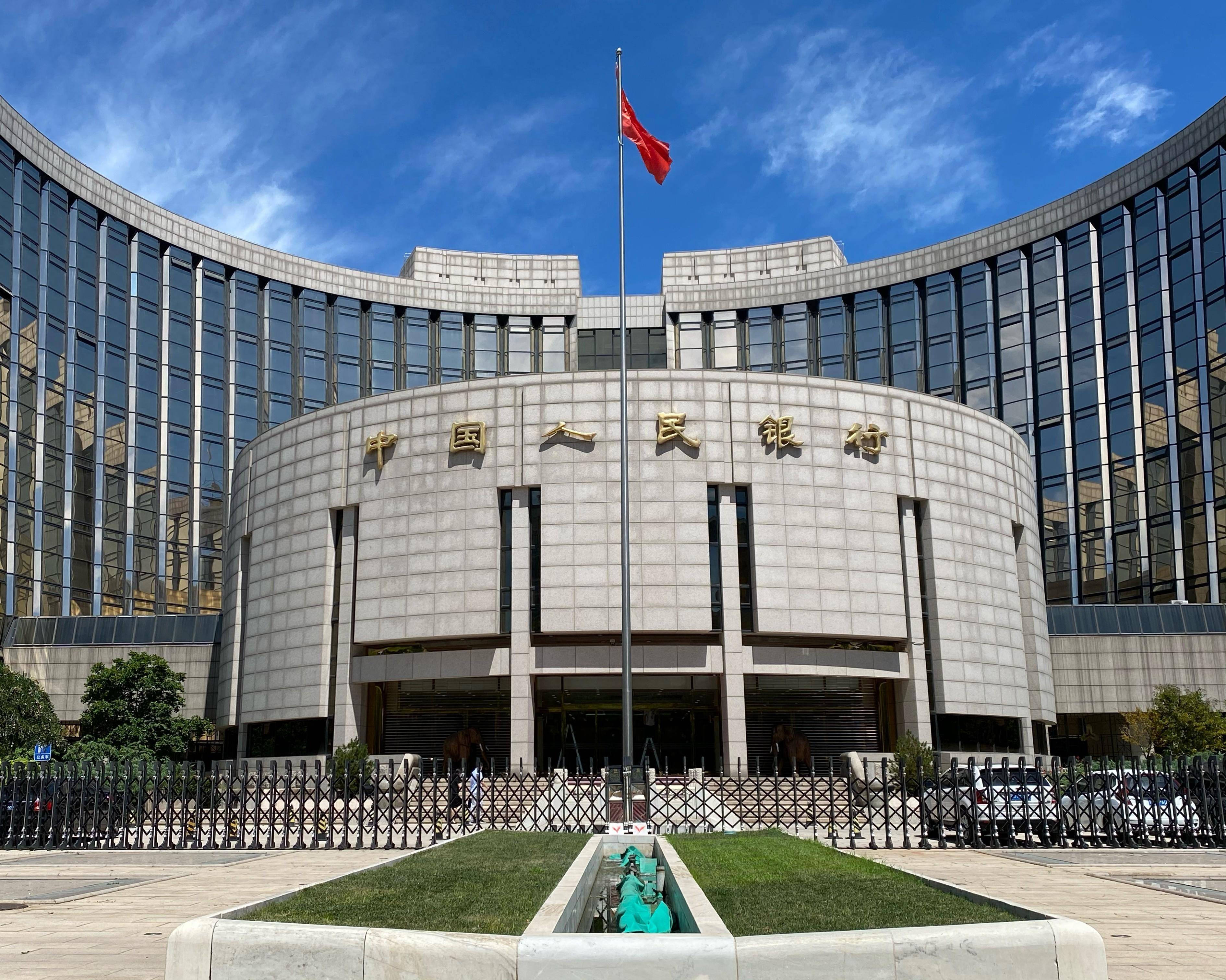 2025年末湖北金融机构资产规模总额同比增长7.27%