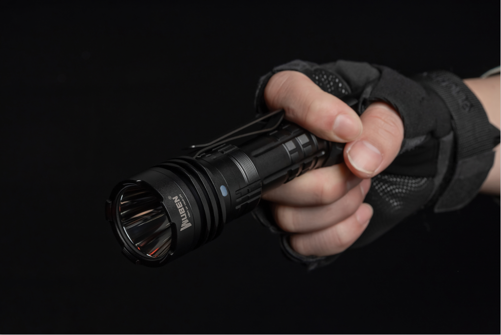 巨星科技获得外观设计专利授权：“手电筒”