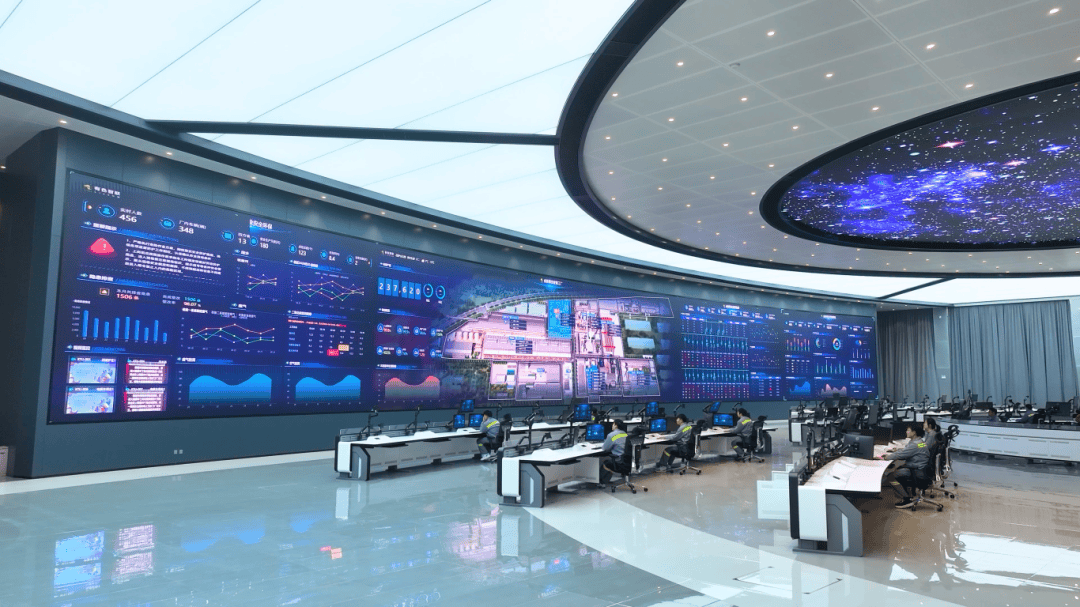 铜陵有色：公司主要从事铜矿勘探、采选、冶炼和深加工等业务