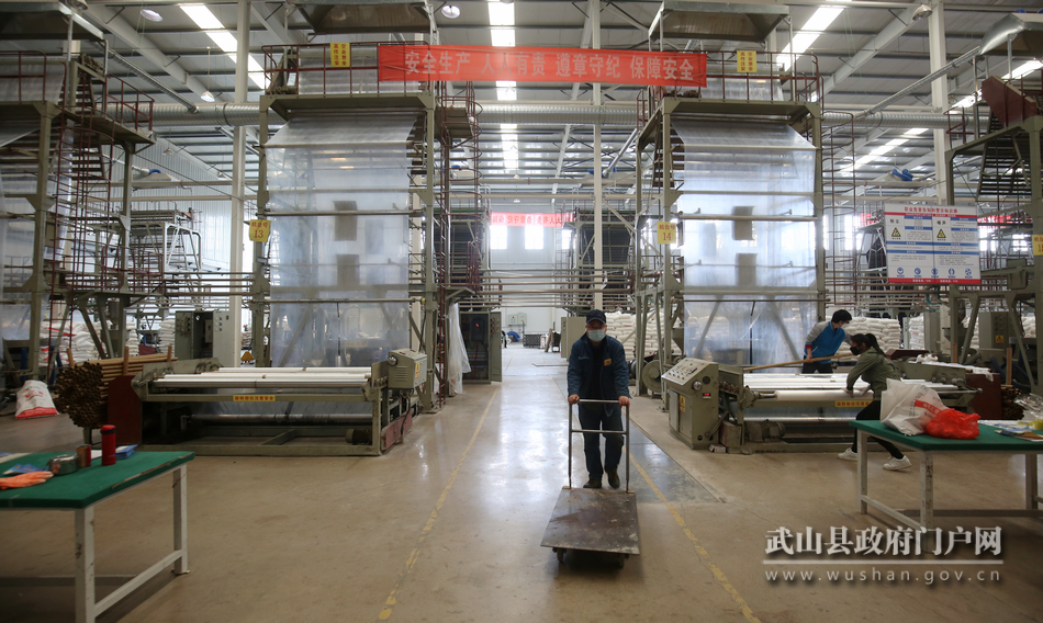 唐人神：力争2026年头均成本下降100元/头