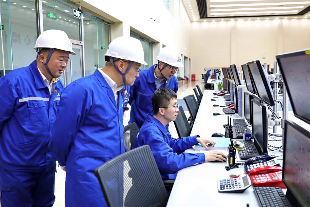 兖矿能源获得实用新型专利授权：“复合式皮带纵撕保护装置”