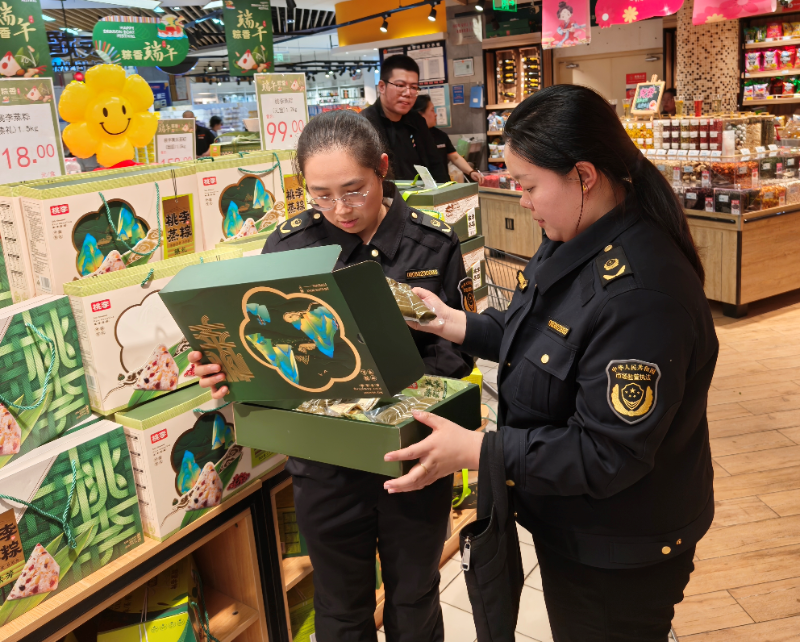 市场监管总局开展“年货你点我检” 护航春节期间“舌尖安全”