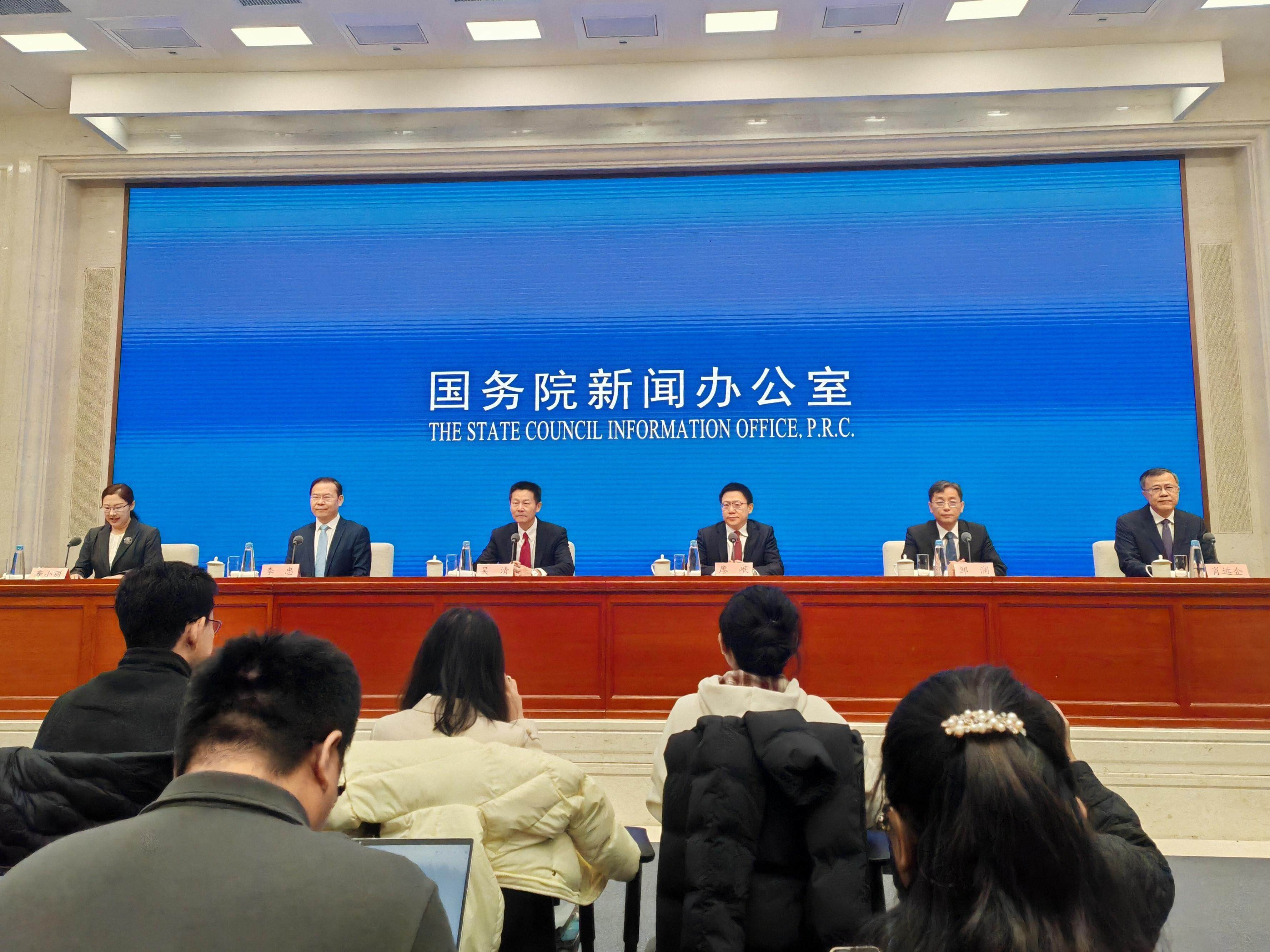 四部门：加大农村地区企业上市辅导培育力度，帮助更多企业利用多层次资本市场进行融资
