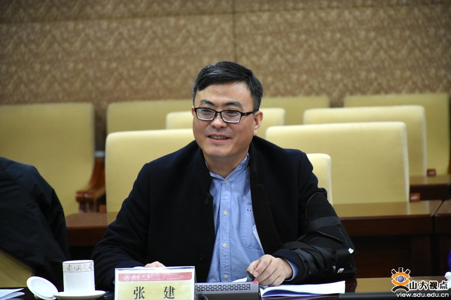 山东省人大代表杨为东：加大政策扶持力度 实现纺织服装业全面绿色转型|聚焦2026山东两会