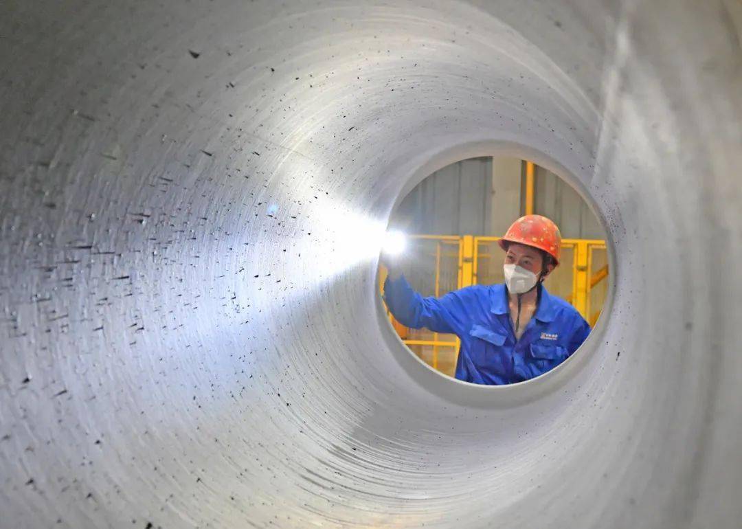 新兴铸管获得实用新型专利授权：“一种环冷机水封槽清泥装置”